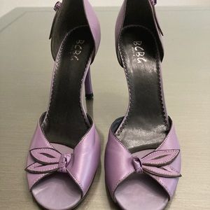 Women’s Purple Size 8.5B Heels Sandals